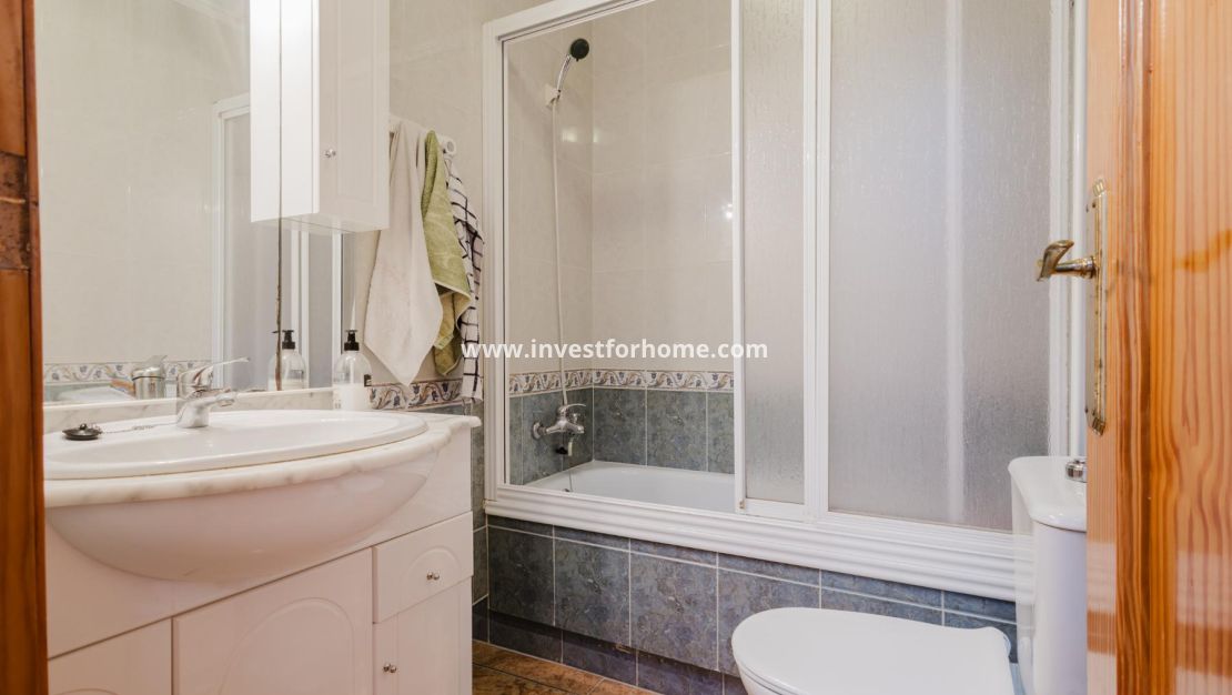 Verkoop - Appartement - Torrevieja - Costa Blanca