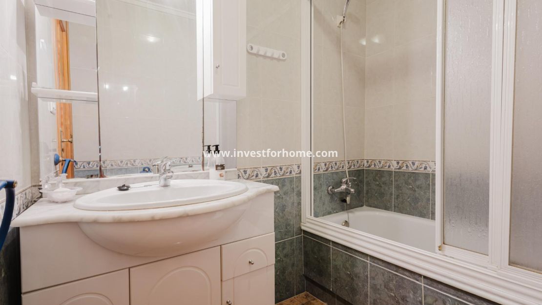 Verkoop - Appartement - Torrevieja - Costa Blanca