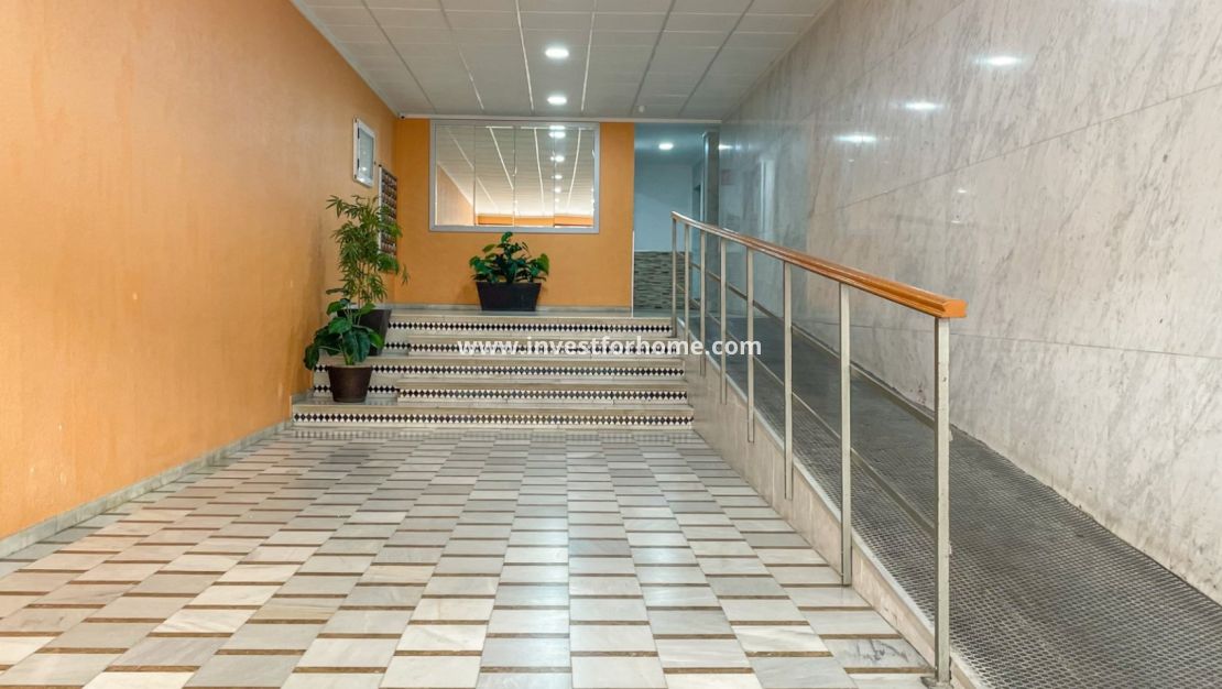 Verkoop - Appartement - Torrevieja - Costa Blanca
