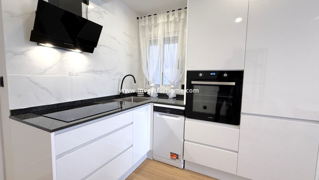 Verkoop - Appartement - Torrevieja - Costa Blanca