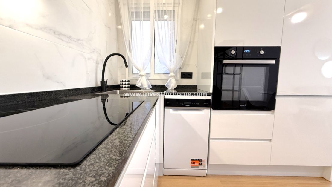 Verkoop - Appartement - Torrevieja - Costa Blanca