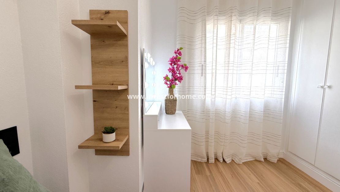 Verkoop - Appartement - Torrevieja - Costa Blanca
