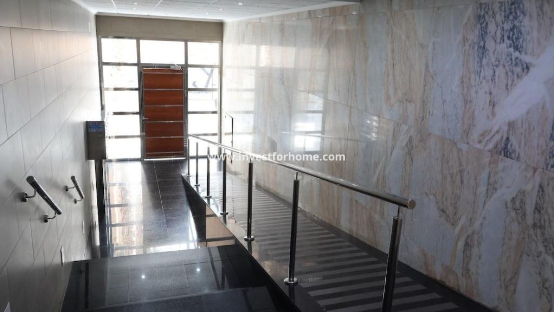 Verkoop - Appartement - Torrevieja - Costa Blanca