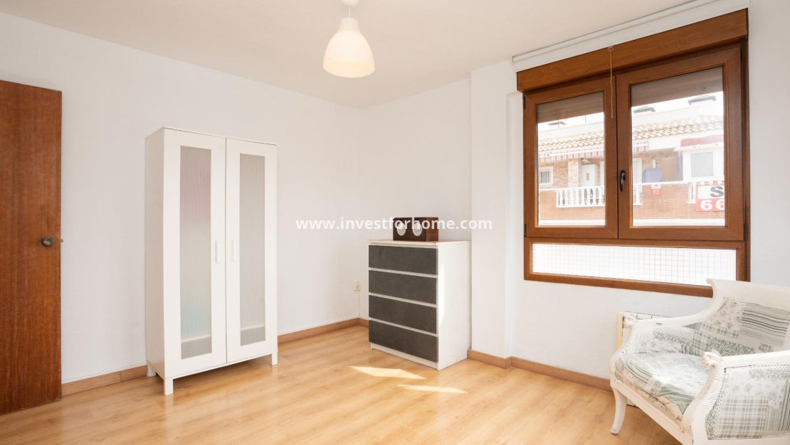 Verkoop - Appartement - Torrevieja - El Acequión - Los Náufragos