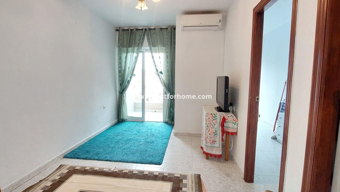 Verkoop - Appartement - Torrevieja - Estacion De Autobuses