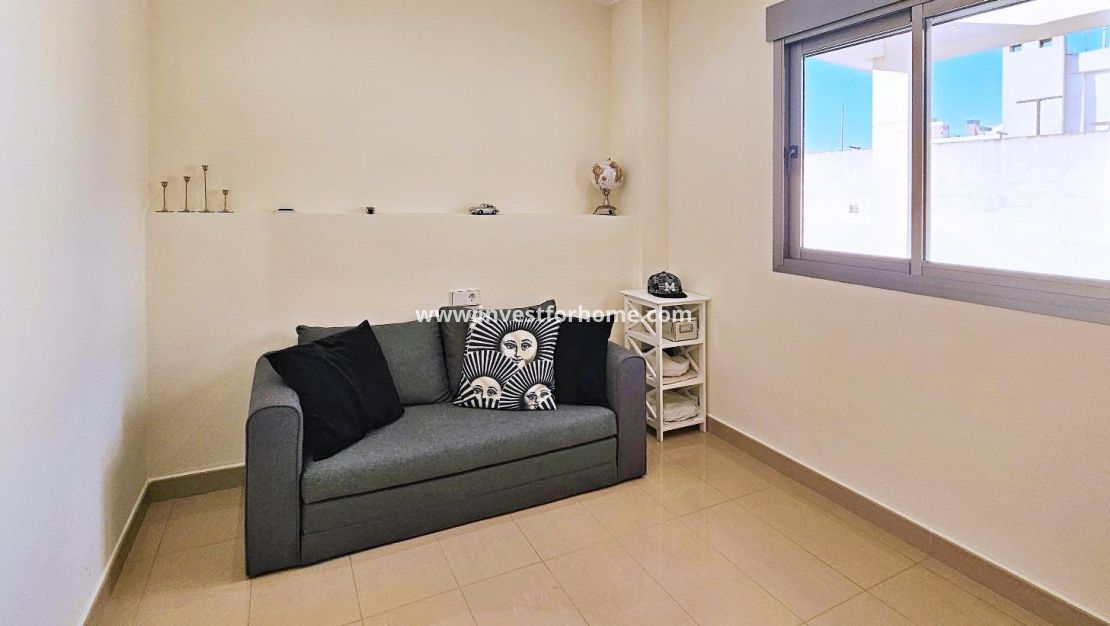 Verkoop - Appartement - Torrevieja - Estacion De Autobuses