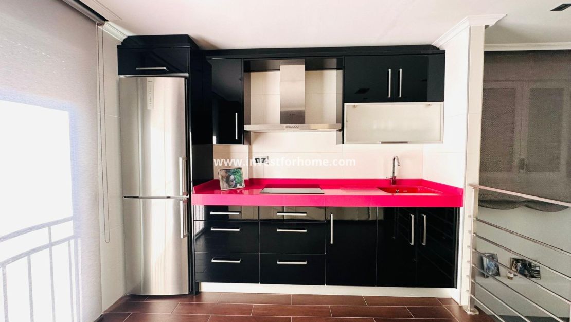 Verkoop - Appartement - Torrevieja - Estacion De Autobuses