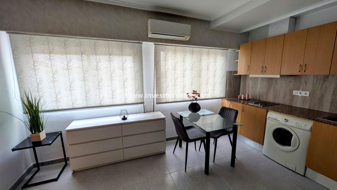 Verkoop - Appartement - Torrevieja - Estacion De Autobuses