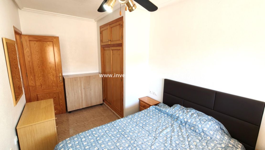 Verkoop - Appartement - Torrevieja - Estacion De Autobuses