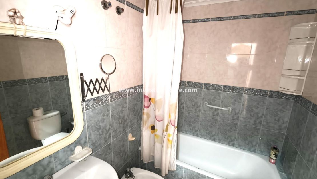 Verkoop - Appartement - Torrevieja - Estacion De Autobuses