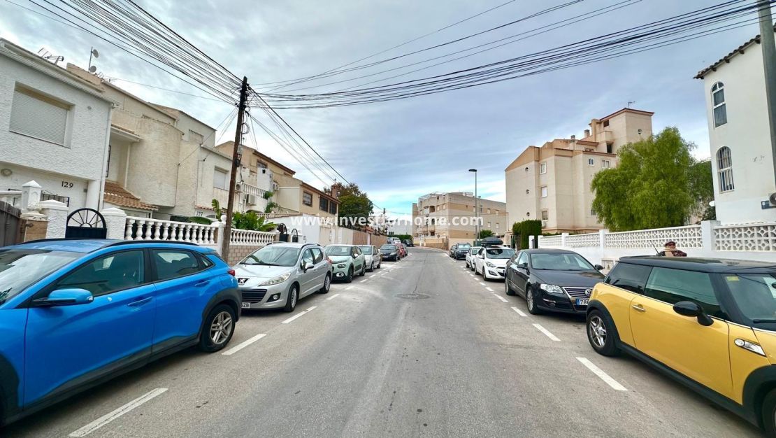 Verkoop - Appartement - Torrevieja - Estacion De Autobuses