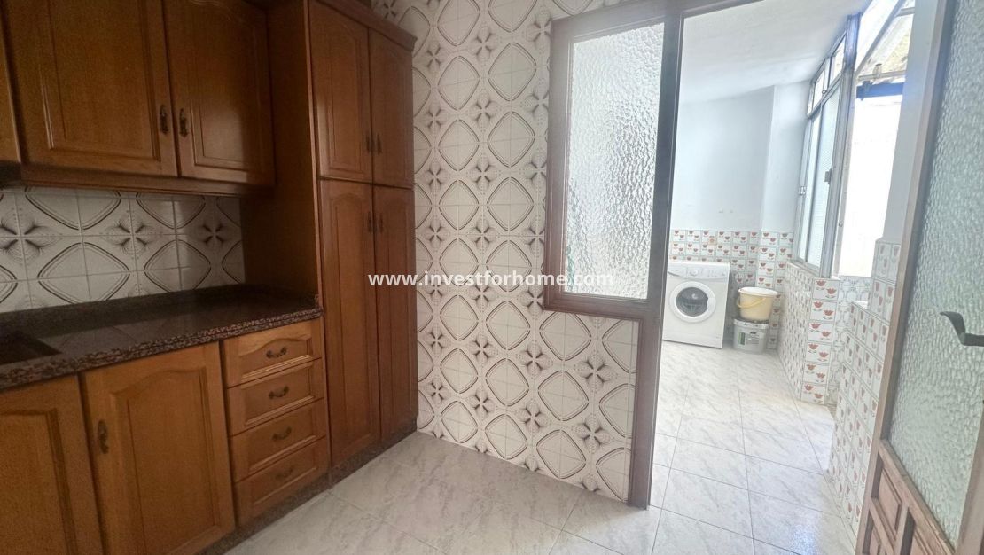 Verkoop - Appartement - Torrevieja - Estacion De Autobuses