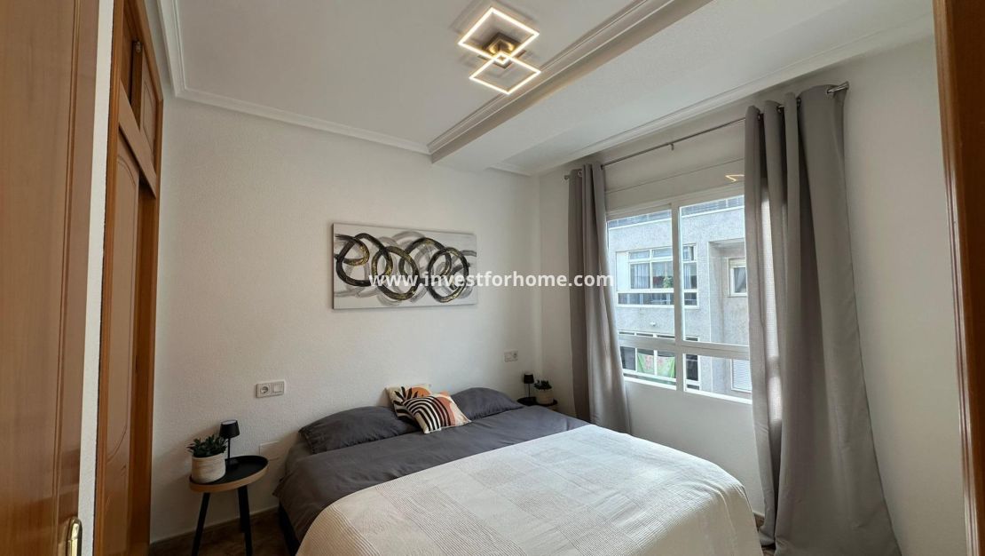 Verkoop - Appartement - Torrevieja - Estacion De Autobuses