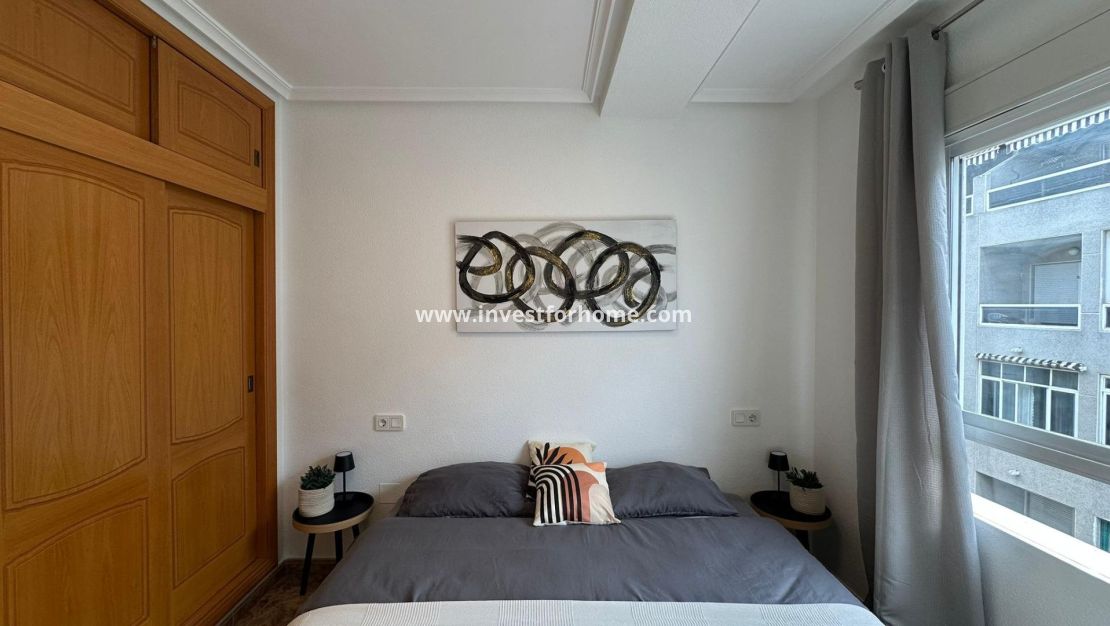 Verkoop - Appartement - Torrevieja - Estacion De Autobuses