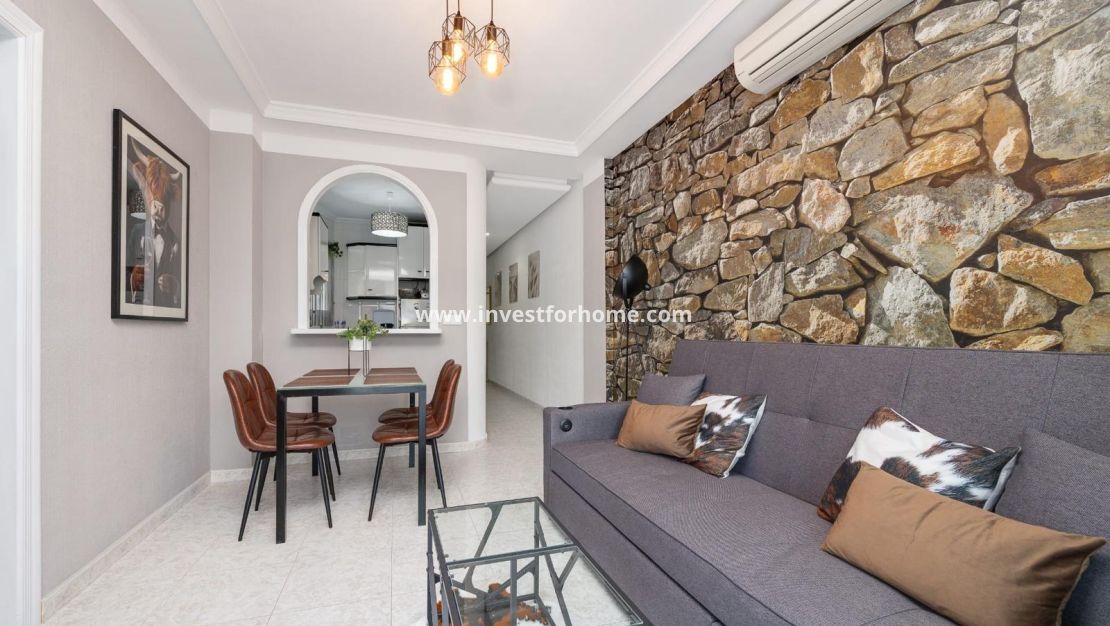 Verkoop - Appartement - Torrevieja - Estacion De Autobuses