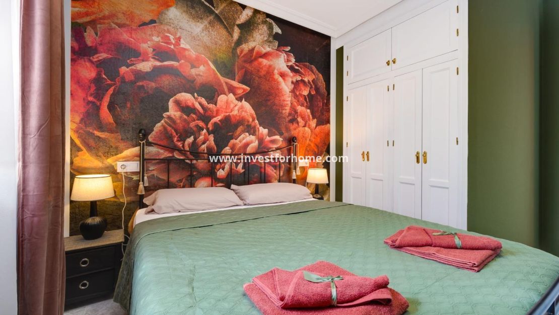 Verkoop - Appartement - Torrevieja - Estacion De Autobuses