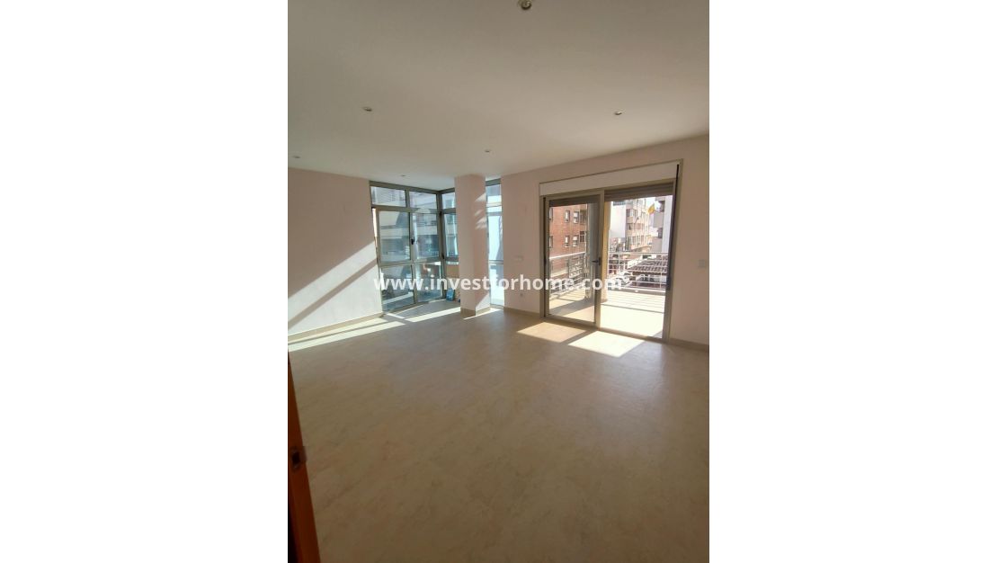 Verkoop - Appartement - Torrevieja - Estacion De Autobuses