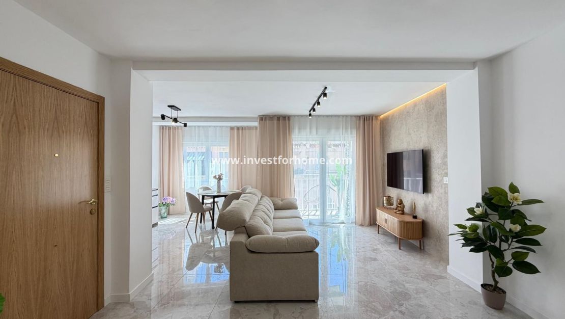 Verkoop - Appartement - Torrevieja - Estacion De Autobuses