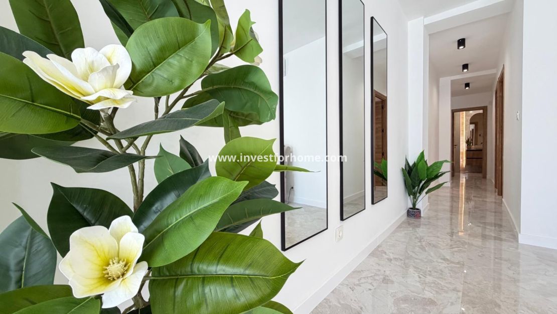 Verkoop - Appartement - Torrevieja - Estacion De Autobuses