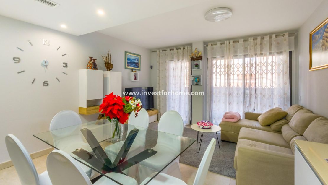 Verkoop - Appartement - Torrevieja - Estacion De Autobuses