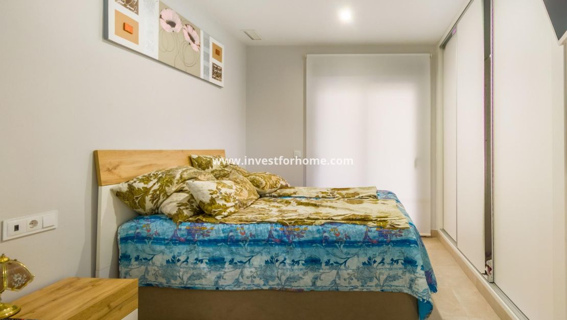 Verkoop - Appartement - Torrevieja - Estacion De Autobuses