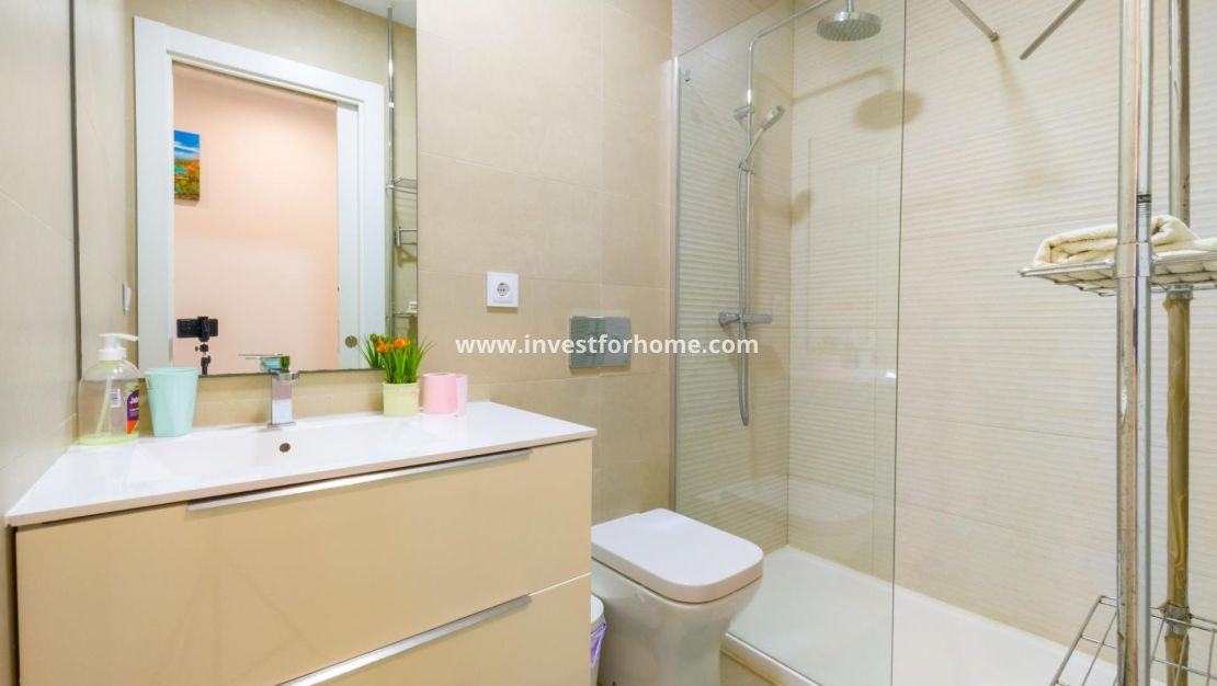 Verkoop - Appartement - Torrevieja - Estacion De Autobuses