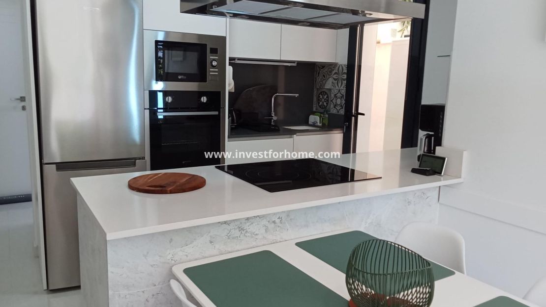 Verkoop - Appartement - Torrevieja - Estacion De Autobuses