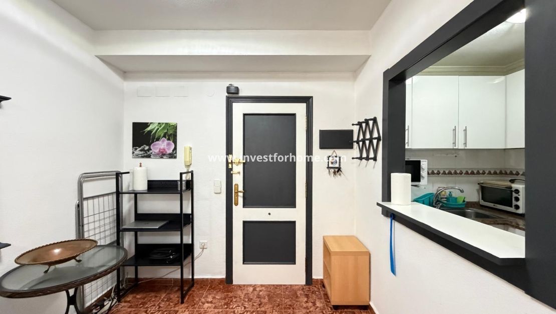 Verkoop - Appartement - Torrevieja - Estacion De Autobuses