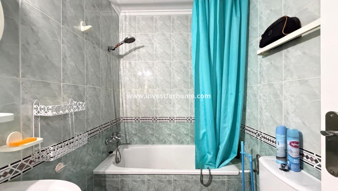 Verkoop - Appartement - Torrevieja - Estacion De Autobuses