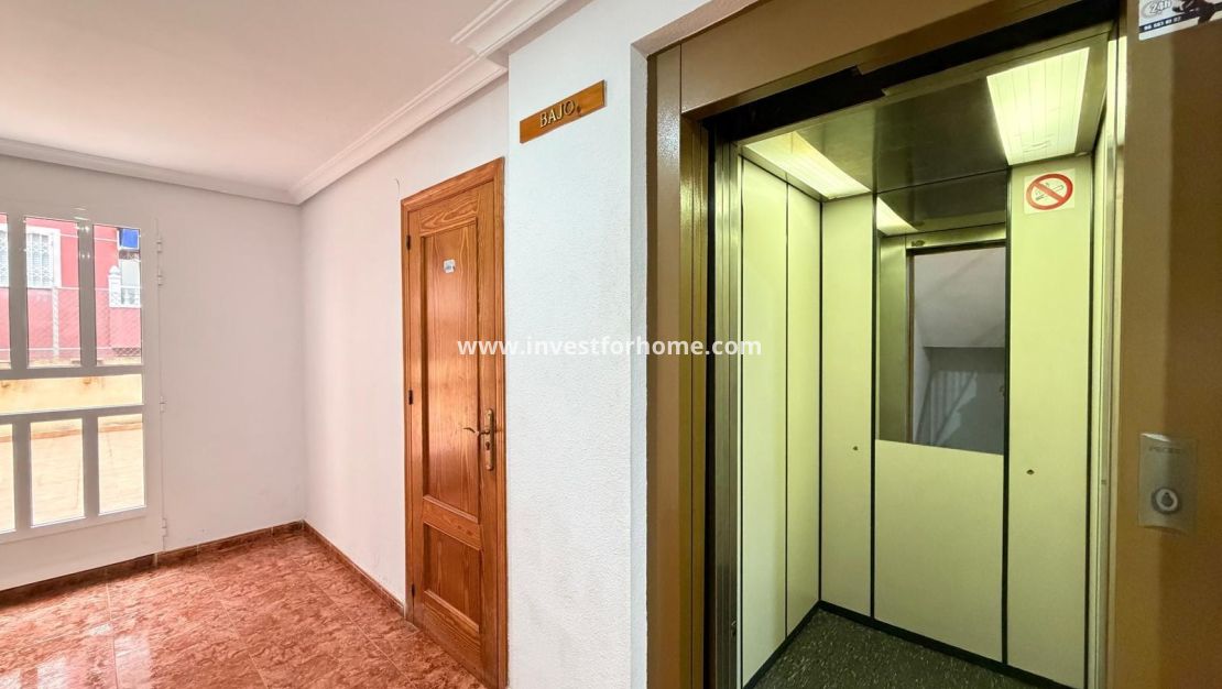 Verkoop - Appartement - Torrevieja - Estacion De Autobuses