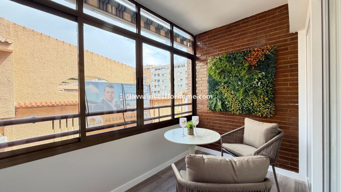 Verkoop - Appartement - Torrevieja - Estacion De Autobuses