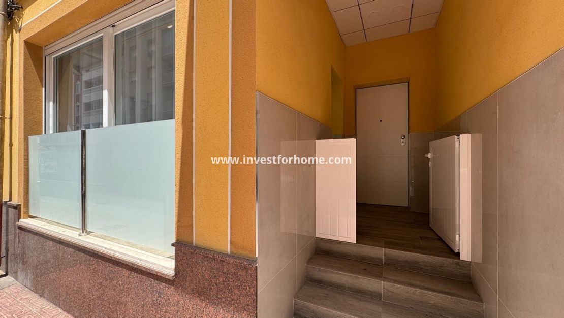 Verkoop - Appartement - Torrevieja - Estacion De Autobuses