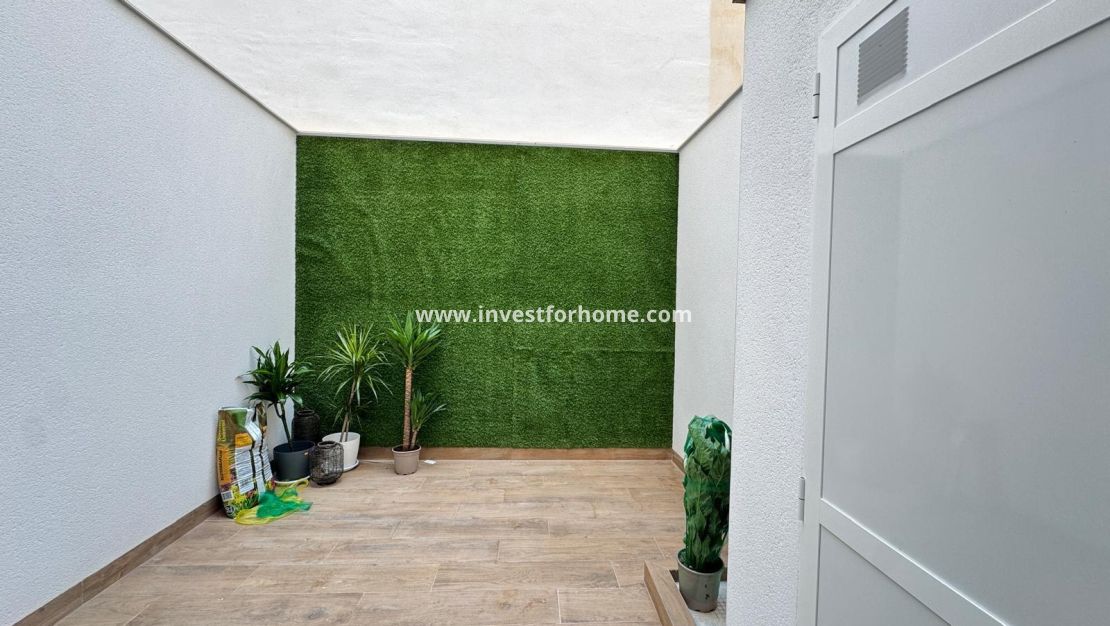 Verkoop - Appartement - Torrevieja - Estacion De Autobuses