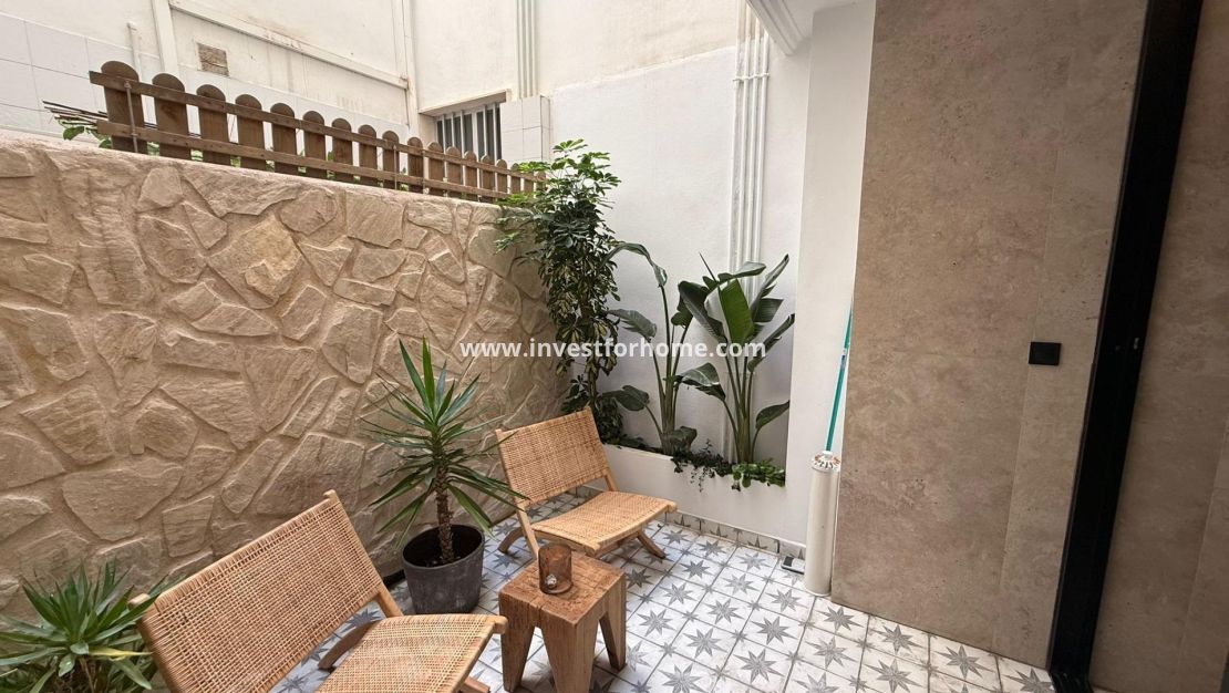 Verkoop - Appartement - Torrevieja - Estacion De Autobuses