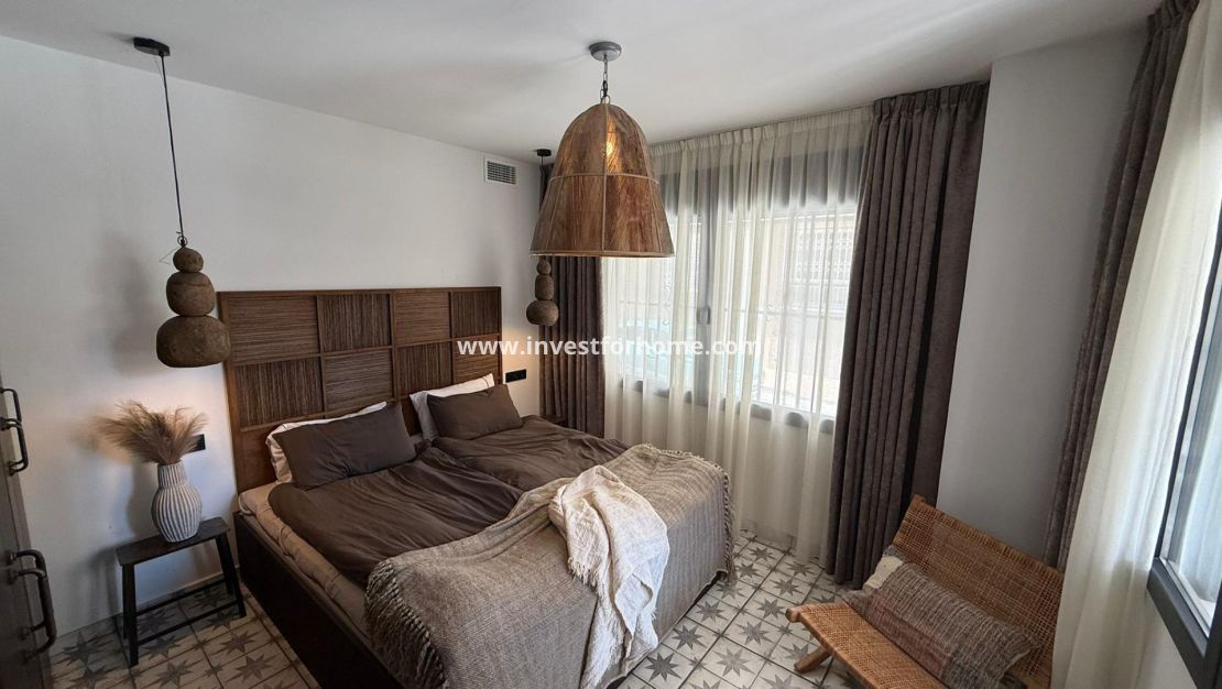 Verkoop - Appartement - Torrevieja - Estacion De Autobuses