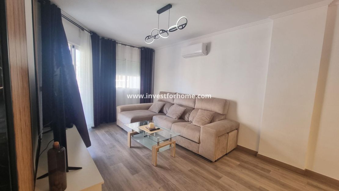 Verkoop - Appartement - Torrevieja - Estacion De Autobuses