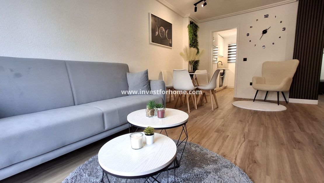Verkoop - Appartement - Torrevieja - Estacion De Autobuses