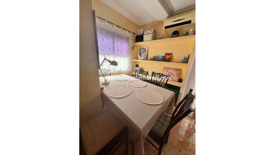 Verkoop - Appartement - Torrevieja - Estacion De Autobuses