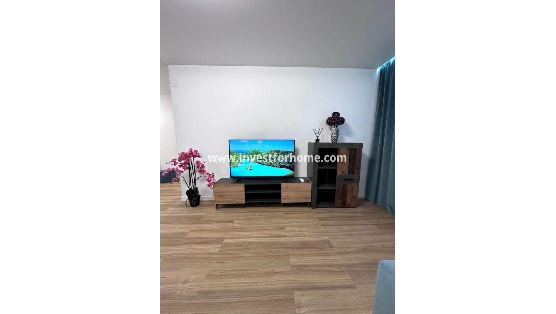 Verkoop - Appartement - Torrevieja - Estacion De Autobuses
