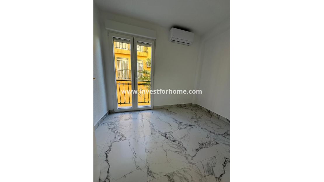 Verkoop - Appartement - Torrevieja - La Veleta