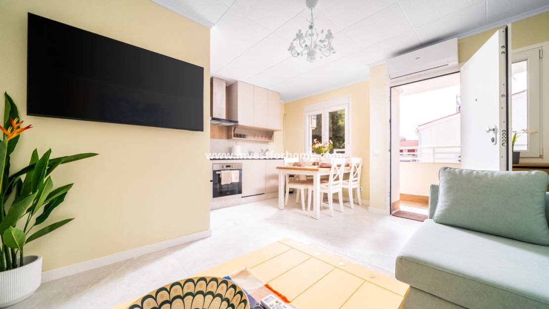Verkoop - Appartement - Torrevieja - La Veleta