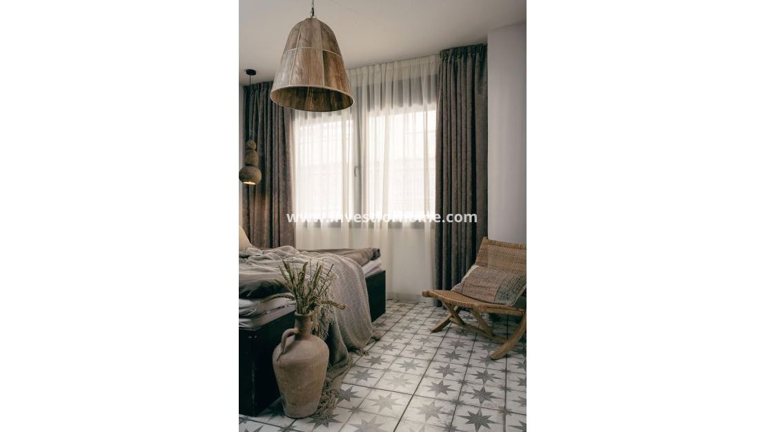 Verkoop - Appartement - Torrevieja - Las Piscinas Naturales