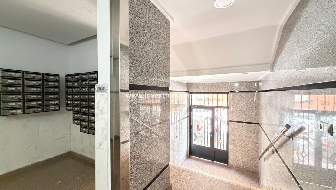 Verkoop - Appartement - Torrevieja - Las Piscinas Naturales