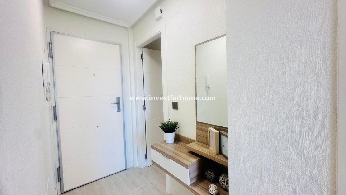 Verkoop - Appartement - Torrevieja - Nueva Torrevieja - Aguas Nuevas