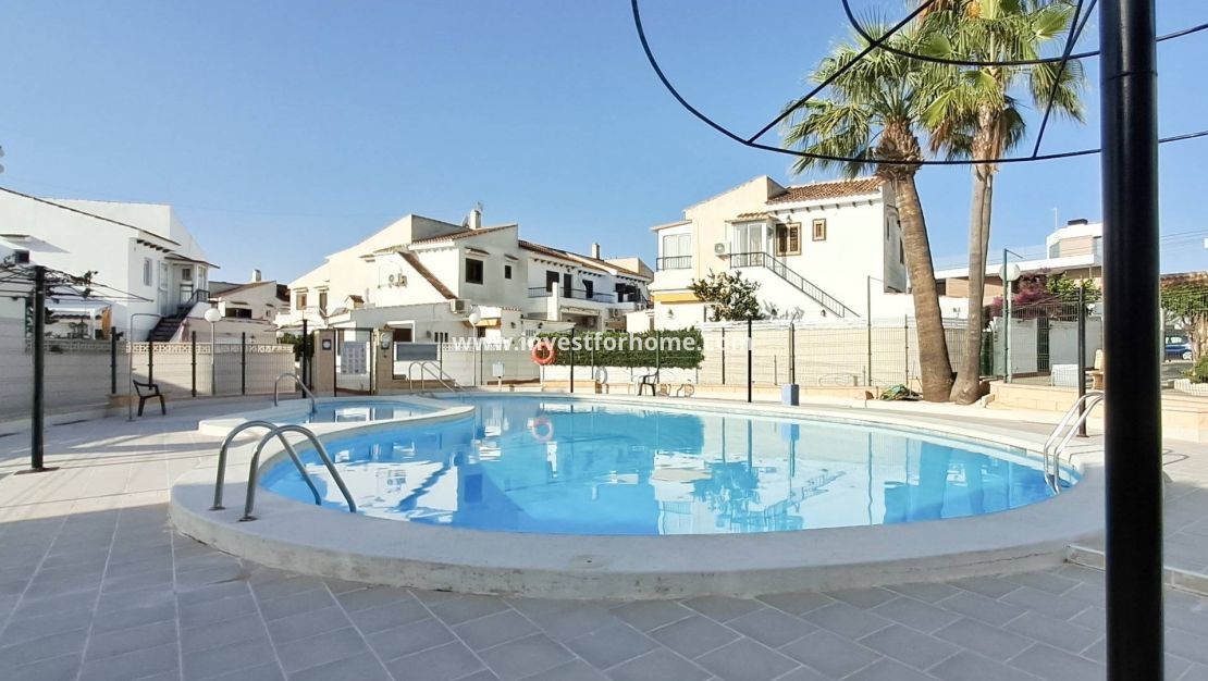 Verkoop - Appartement - Torrevieja - Nueva Torrevieja - Aguas Nuevas