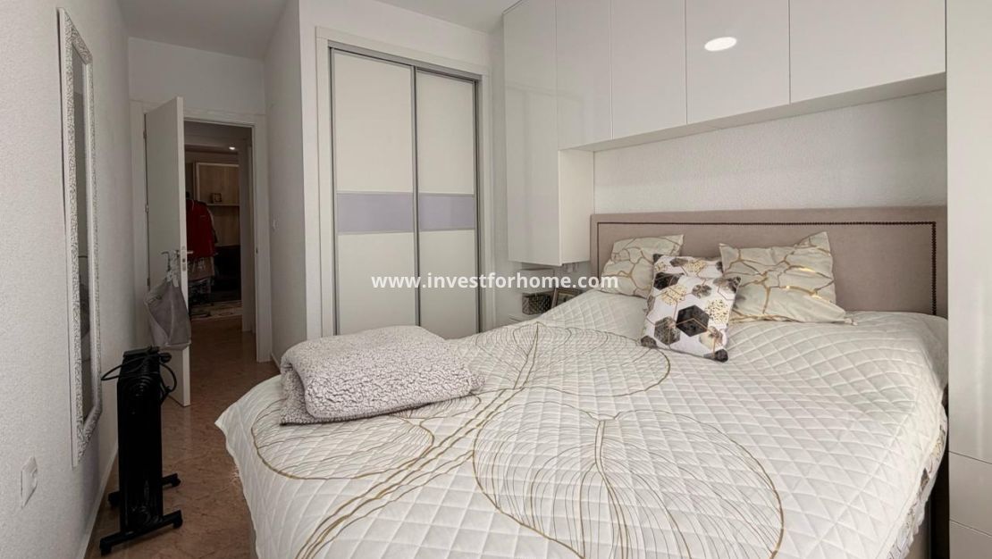 Verkoop - Appartement - Torrevieja - Nueva Torrevieja - Aguas Nuevas