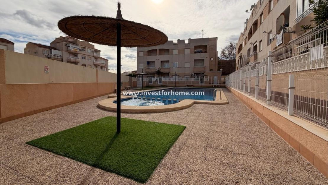 Verkoop - Appartement - Torrevieja - Nueva Torrevieja - Aguas Nuevas