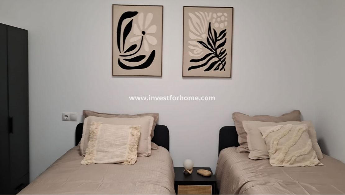Verkoop - Appartement - Torrevieja - Playa Acequion