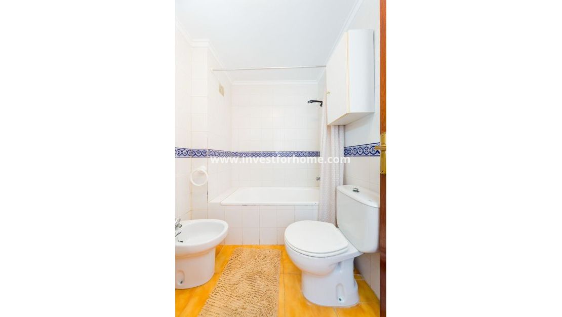 Verkoop - Appartement - Torrevieja - Playa de los Locos