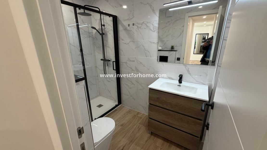 Verkoop - Appartement - Torrevieja - Playa del Acequión